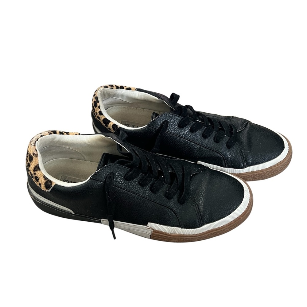 Steve Madden Women's Black and Leopard Print Sneakers. Size 9